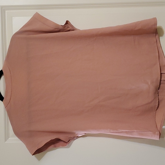 Pink blouse worn once - Picture 2 of 2